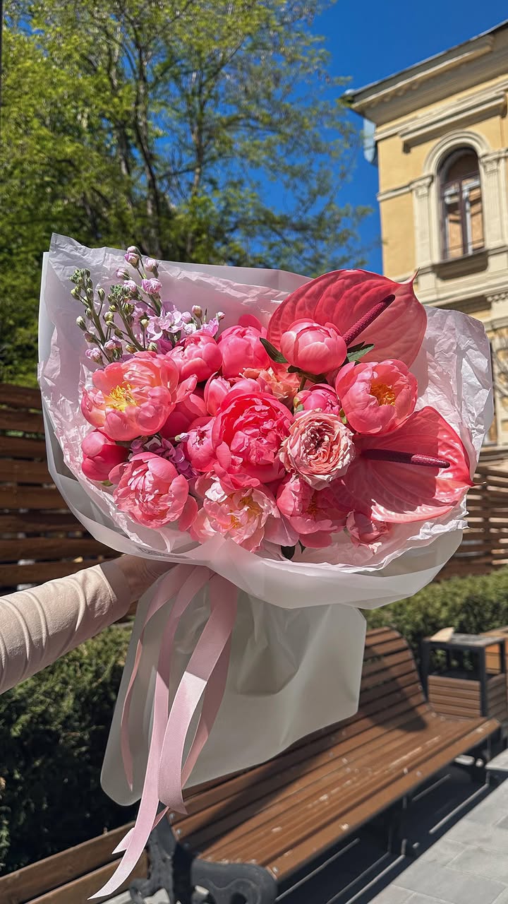 Bouquet of Pink Peonies and Anthuriums