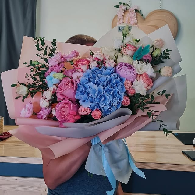 Bouquet with Blue Hydrangeas and Pink Roses