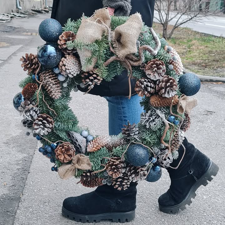 Christmas Wreath with Pinecones and Blue Ornaments
