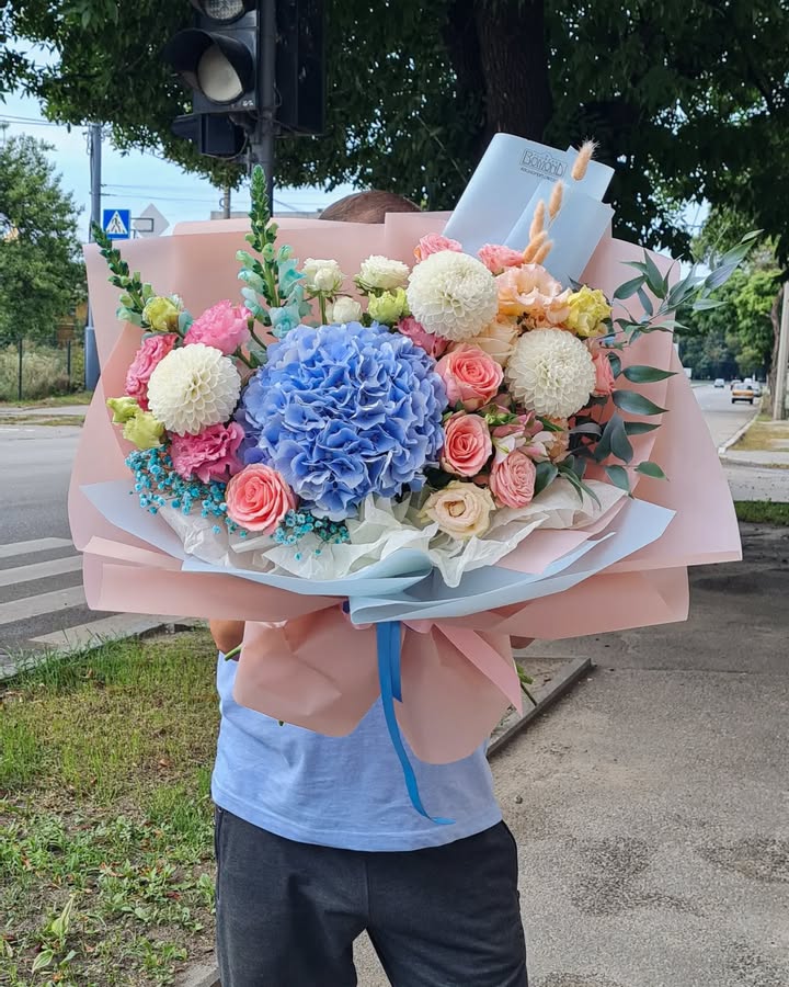 Pastel Hydrangea and Dahlia Flower Bouquet
