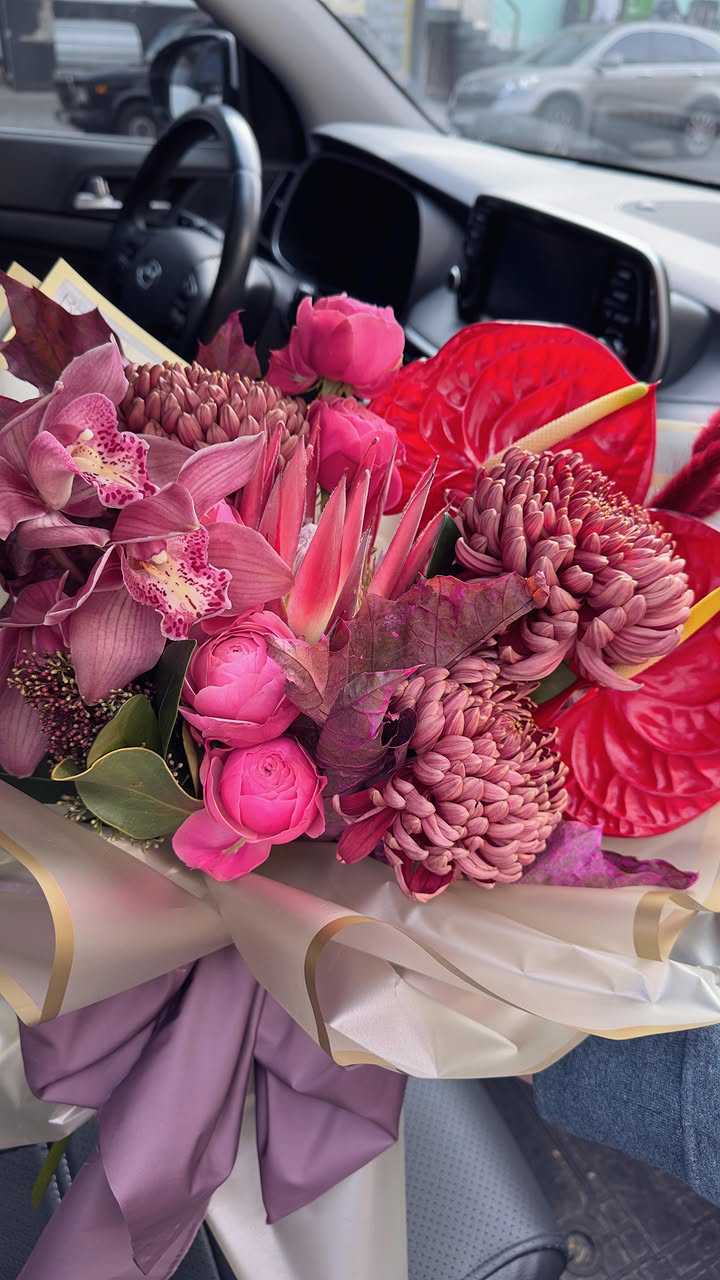 Bouquet of Pink Chrysanthemums, Orchids and Anthurium
