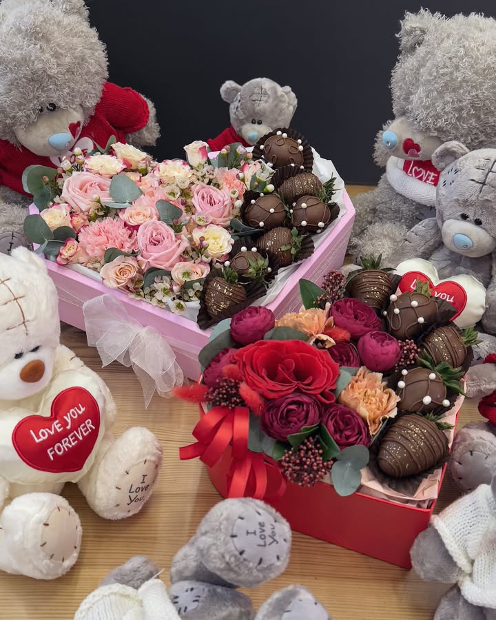 Boxed Bouquet with Chocolate Covered Strawberries and Flowers