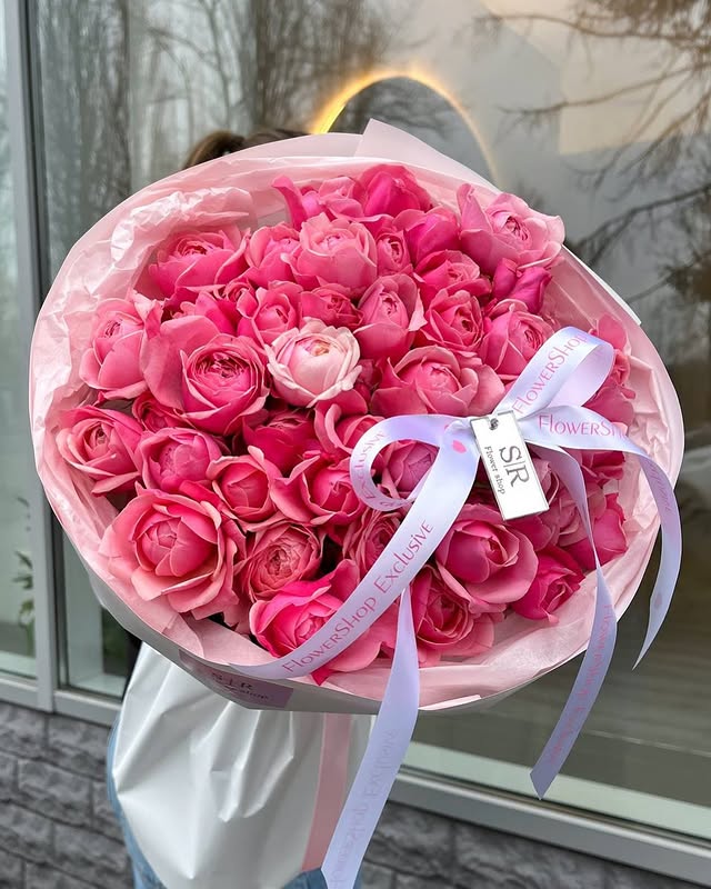Букет троянд Silva Pink 3500₴
