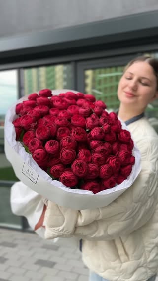 Букет з троянд Черрі – ідеальний подарунок